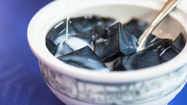 你為什么會(huì)口臭呢？5食物幫你吃掉臭味