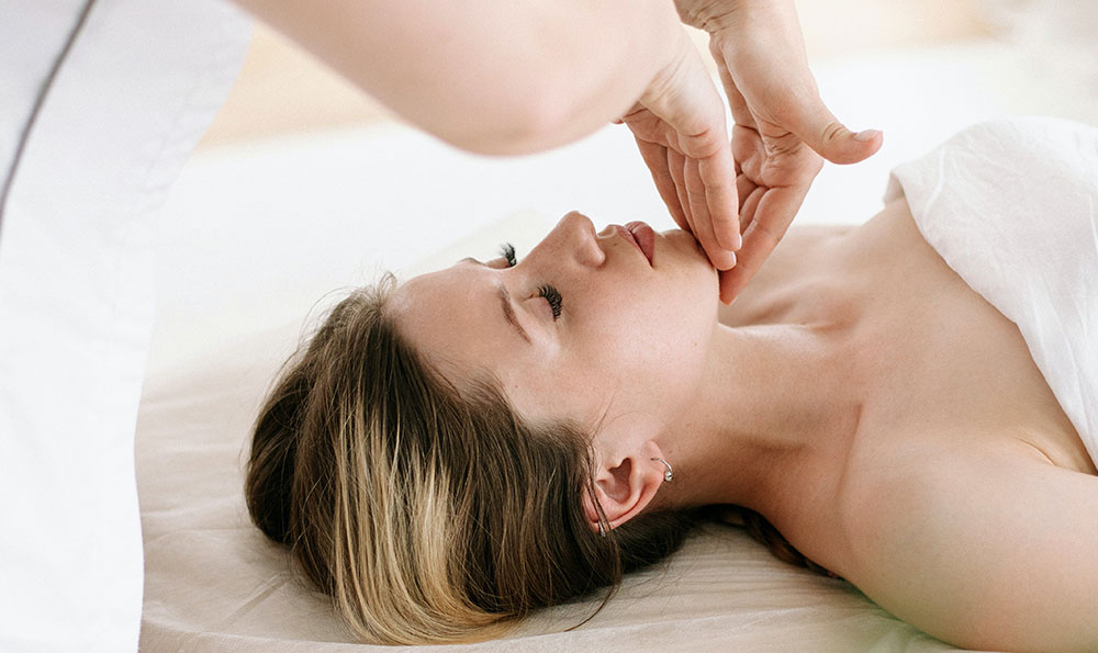 納蘭依祛痘平滑修復霜